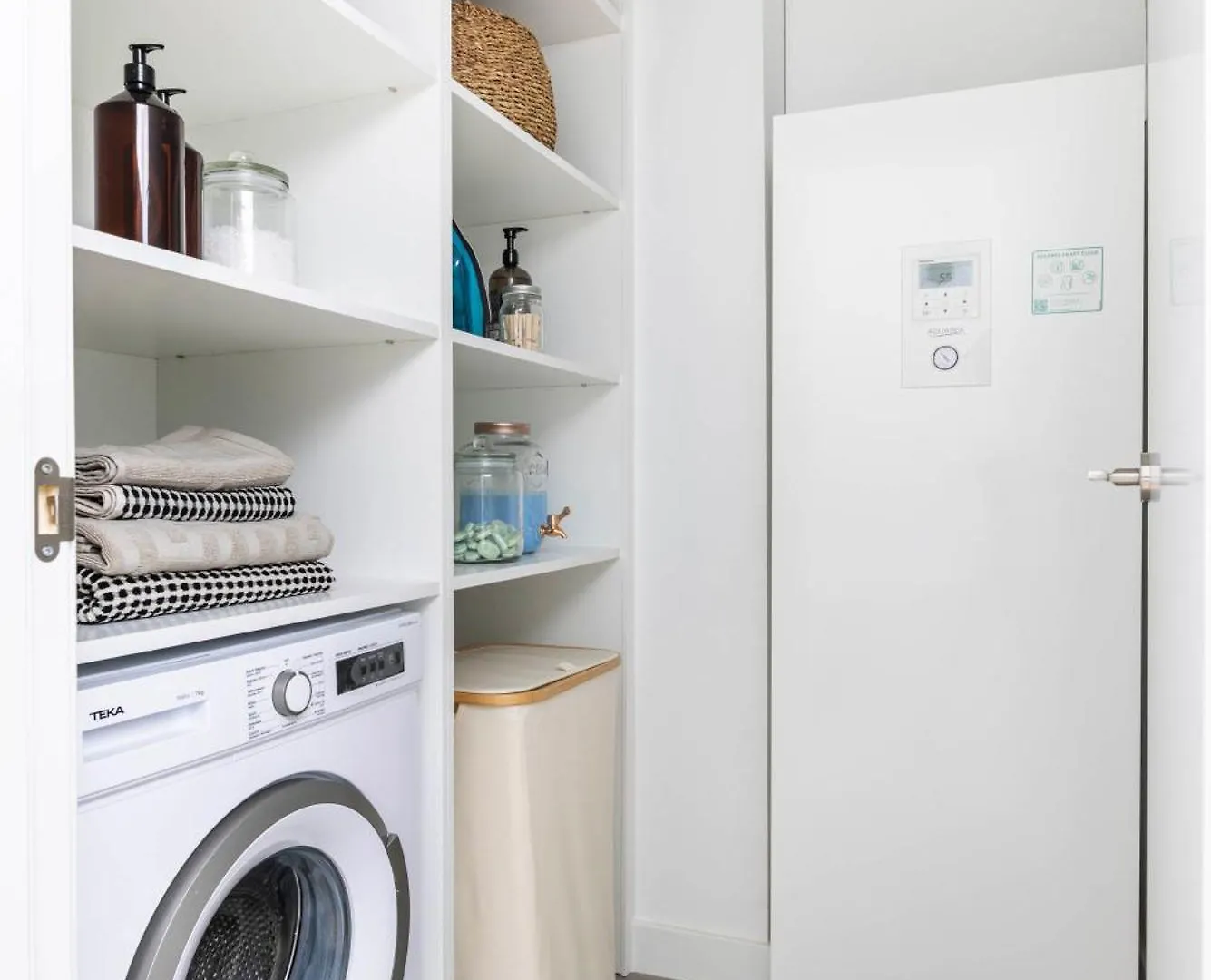 Aq 21 Floor 3 Bed Apartment Màlaga